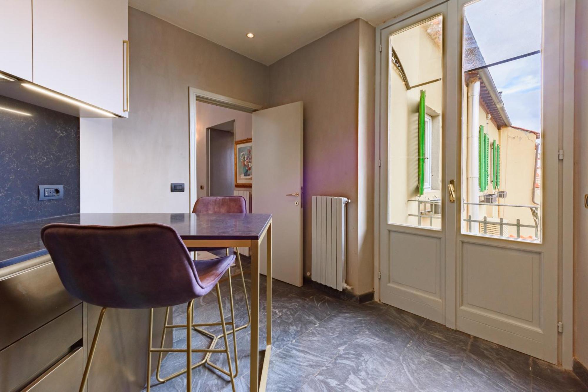 Regina House By Mmega Appartement